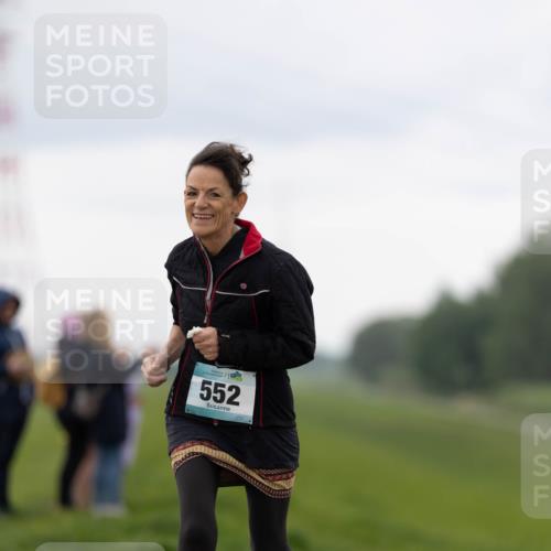 05.05.2024 - 7. Wedeler Halbmarathon Michael Strokosch http://msf.ph/oto/6221457 05.05.2024 11:21:24 Laufen 552 meine-sportfotos.de