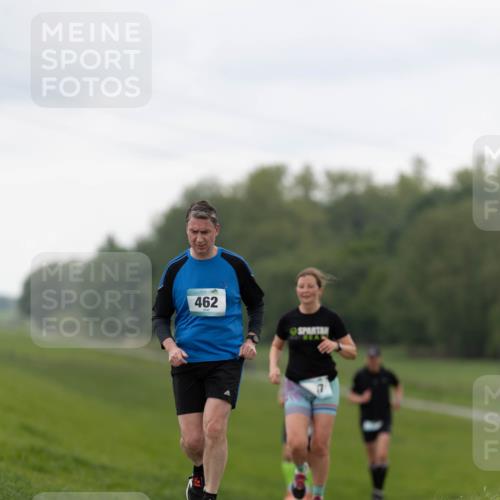 05.05.2024 - 7. Wedeler Halbmarathon Michael Strokosch http://msf.ph/oto/6221459 05.05.2024 11:21:27 Laufen 462 meine-sportfotos.de