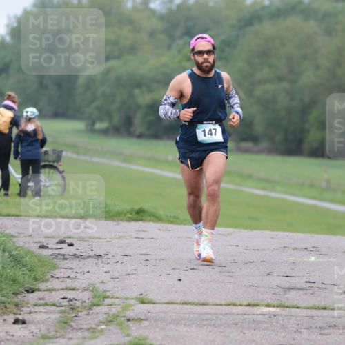 05.05.2024 - 7. Wedeler Halbmarathon H.Heesch http://msf.ph/oto/6221796 05.05.2024 11:00:26 Laufen 147 meine-sportfotos.de