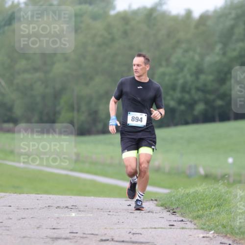 05.05.2024 - 7. Wedeler Halbmarathon H.Heesch http://msf.ph/oto/6221828 05.05.2024 11:01:07 Laufen 894 meine-sportfotos.de