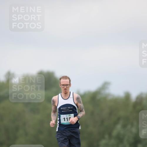 05.05.2024 - 7. Wedeler Halbmarathon H.Heesch http://msf.ph/oto/6221848 05.05.2024 11:01:51 Laufen 32, 118 meine-sportfotos.de