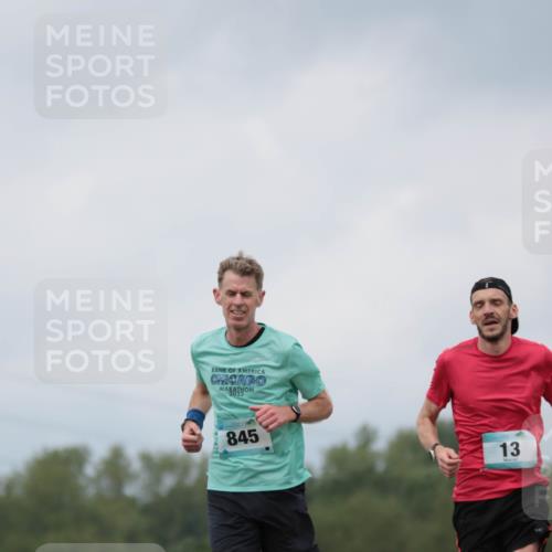 05.05.2024 - 7. Wedeler Halbmarathon H.Heesch http://msf.ph/oto/6221921 05.05.2024 11:03:16 Laufen 845, 13 meine-sportfotos.de