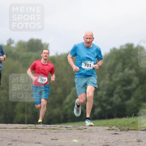 05.05.2024 - 7. Wedeler Halbmarathon H.Heesch http://msf.ph/oto/6222020 05.05.2024 11:04:44 Laufen 69, 767, 701 meine-sportfotos.de