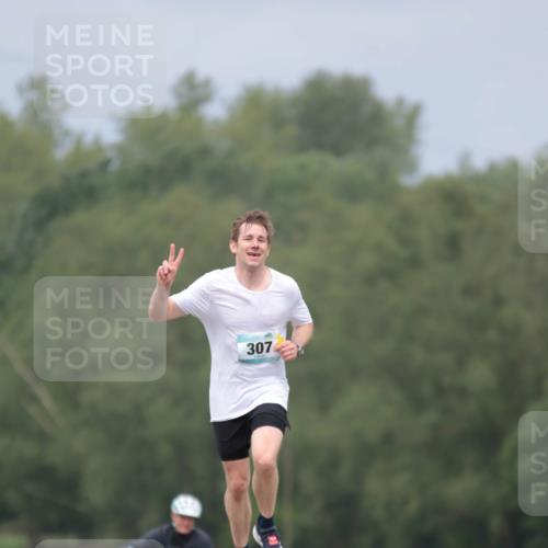 05.05.2024 - 7. Wedeler Halbmarathon H.Heesch http://msf.ph/oto/6222071 05.05.2024 11:05:17 Laufen 307 meine-sportfotos.de
