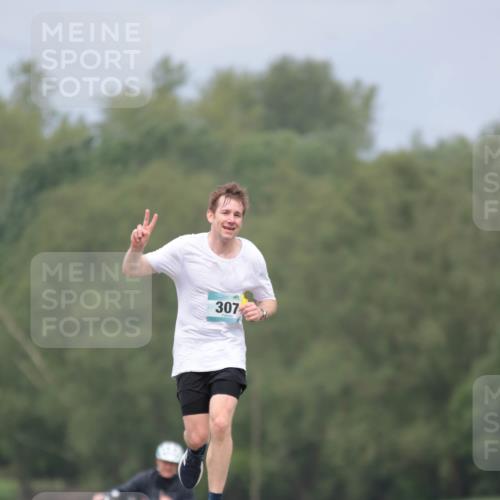 05.05.2024 - 7. Wedeler Halbmarathon H.Heesch http://msf.ph/oto/6222073 05.05.2024 11:05:17 Laufen 307 meine-sportfotos.de
