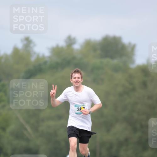 05.05.2024 - 7. Wedeler Halbmarathon H.Heesch http://msf.ph/oto/6222074 05.05.2024 11:05:17 Laufen 30 meine-sportfotos.de