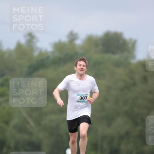 05.05.2024 - 7. Wedeler Halbmarathon H.Heesch http://msf.ph/oto/6222076 05.05.2024 11:05:18 Laufen 307 meine-sportfotos.de