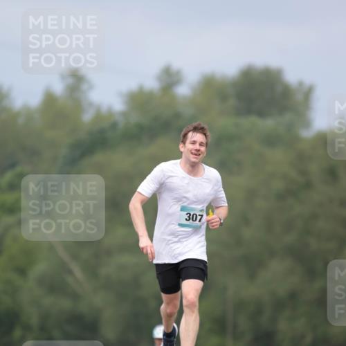 05.05.2024 - 7. Wedeler Halbmarathon H.Heesch http://msf.ph/oto/6222077 05.05.2024 11:05:18 Laufen 307 meine-sportfotos.de
