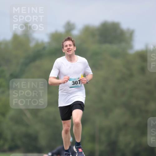05.05.2024 - 7. Wedeler Halbmarathon H.Heesch http://msf.ph/oto/6222081 05.05.2024 11:05:18 Laufen 307 meine-sportfotos.de