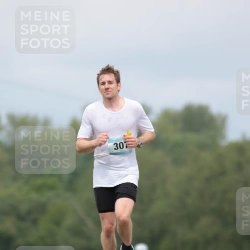 05.05.2024 - 7. Wedeler Halbmarathon H.Heesch http://msf.ph/oto/6222090 05.05.2024 11:05:20 Laufen 307 meine-sportfotos.de