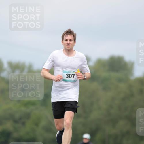 05.05.2024 - 7. Wedeler Halbmarathon H.Heesch http://msf.ph/oto/6222092 05.05.2024 11:05:21 Laufen 307 meine-sportfotos.de