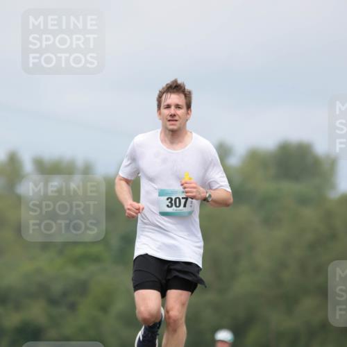 05.05.2024 - 7. Wedeler Halbmarathon H.Heesch http://msf.ph/oto/6222093 05.05.2024 11:05:21 Laufen 307 meine-sportfotos.de