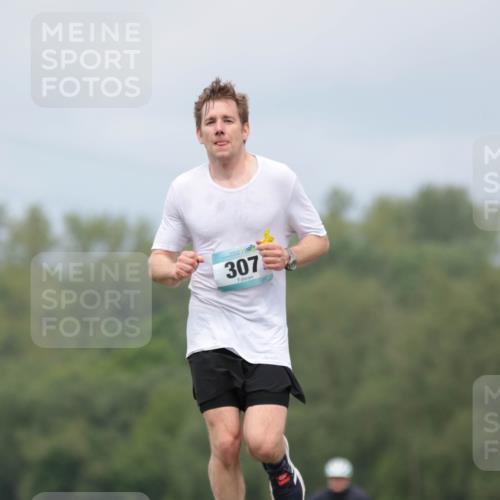 05.05.2024 - 7. Wedeler Halbmarathon H.Heesch http://msf.ph/oto/6222095 05.05.2024 11:05:21 Laufen 307 meine-sportfotos.de