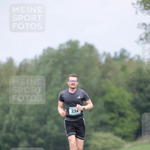 05.05.2024 - 7. Wedeler Halbmarathon H.Heesch http://msf.ph/oto/6222096 05.05.2024 11:05:43 Laufen 234 meine-sportfotos.de