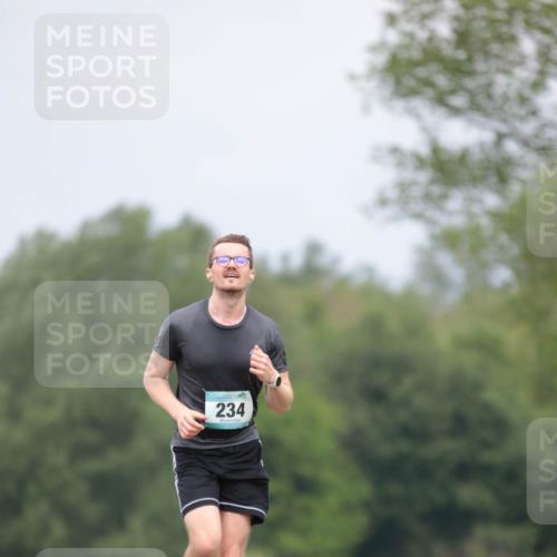 05.05.2024 - 7. Wedeler Halbmarathon H.Heesch http://msf.ph/oto/6222103 05.05.2024 11:05:45 Laufen 234 meine-sportfotos.de