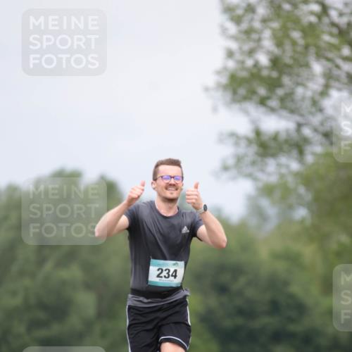 05.05.2024 - 7. Wedeler Halbmarathon H.Heesch http://msf.ph/oto/6222106 05.05.2024 11:05:46 Laufen 234 meine-sportfotos.de