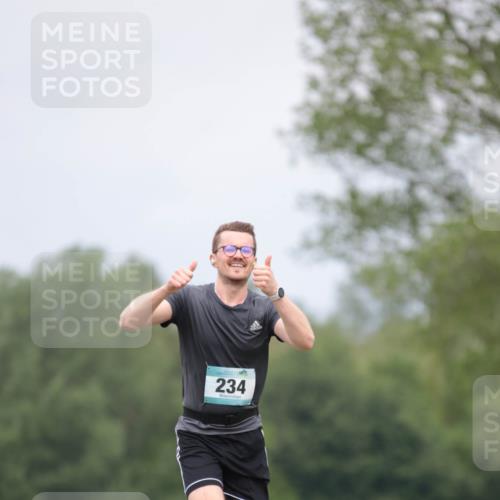 05.05.2024 - 7. Wedeler Halbmarathon H.Heesch http://msf.ph/oto/6222107 05.05.2024 11:05:46 Laufen 234 meine-sportfotos.de