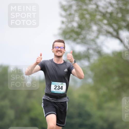 05.05.2024 - 7. Wedeler Halbmarathon H.Heesch http://msf.ph/oto/6222114 05.05.2024 11:05:47 Laufen 234 meine-sportfotos.de