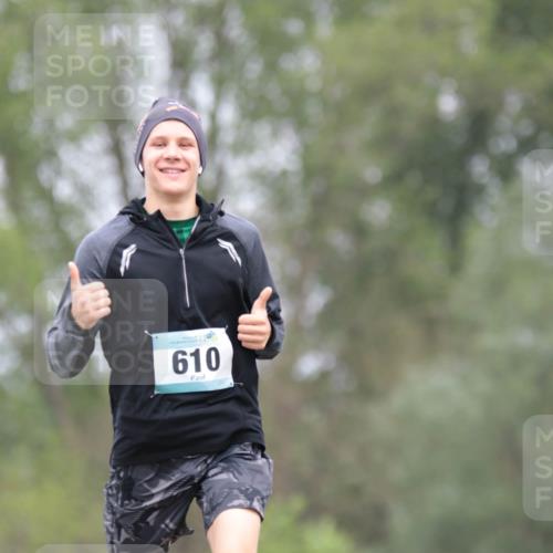 05.05.2024 - 7. Wedeler Halbmarathon H.Heesch http://msf.ph/oto/6222144 05.05.2024 11:06:46 Laufen 610, 100 meine-sportfotos.de