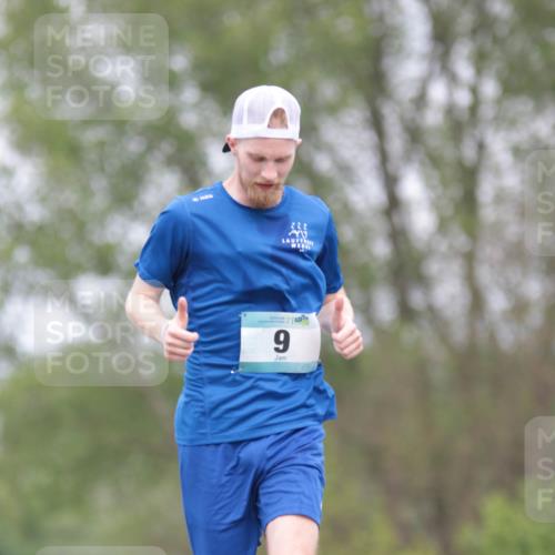 05.05.2024 - 7. Wedeler Halbmarathon H.Heesch http://msf.ph/oto/6222164 05.05.2024 11:06:48 Laufen 9, 222 meine-sportfotos.de