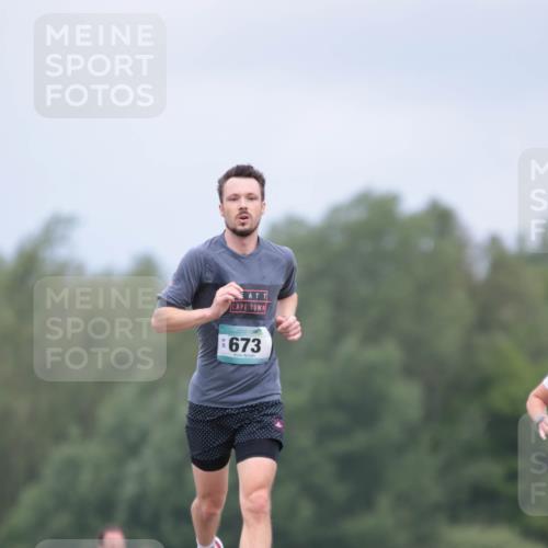 05.05.2024 - 7. Wedeler Halbmarathon H.Heesch http://msf.ph/oto/6222186 05.05.2024 11:06:52 Laufen 673 meine-sportfotos.de
