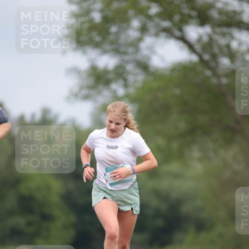 05.05.2024 - 7. Wedeler Halbmarathon H.Heesch http://msf.ph/oto/6222193 05.05.2024 11:06:53 Laufen  meine-sportfotos.de