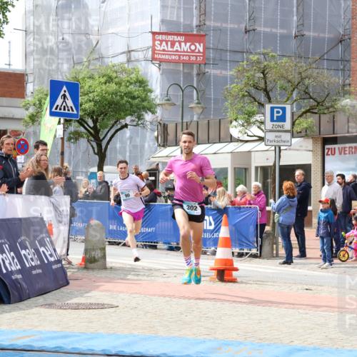 05.05.2024 - 7. Wedeler Halbmarathon Strokosch-Dieckow http://msf.ph/oto/6222197 05.05.2024 11:18:17 Ziel 90, 302, 591, 908 meine-sportfotos.de