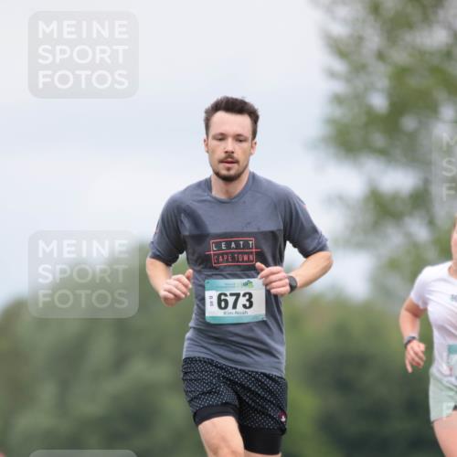 05.05.2024 - 7. Wedeler Halbmarathon H.Heesch http://msf.ph/oto/6222199 05.05.2024 11:06:54 Laufen 756, 673 meine-sportfotos.de