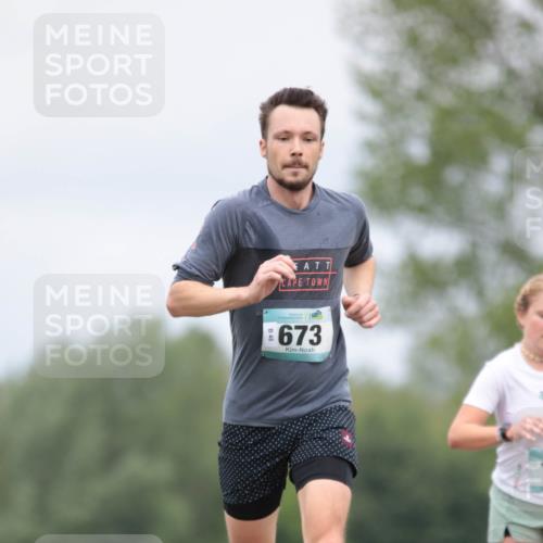 05.05.2024 - 7. Wedeler Halbmarathon H.Heesch http://msf.ph/oto/6222203 05.05.2024 11:06:54 Laufen 48, 673 meine-sportfotos.de