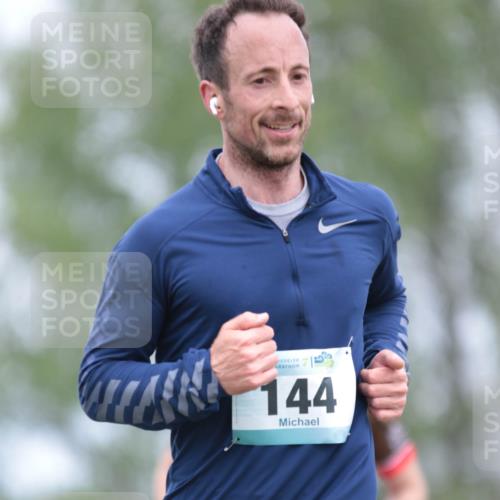 05.05.2024 - 7. Wedeler Halbmarathon H.Heesch http://msf.ph/oto/6222253 05.05.2024 11:07:03 Laufen 144 meine-sportfotos.de