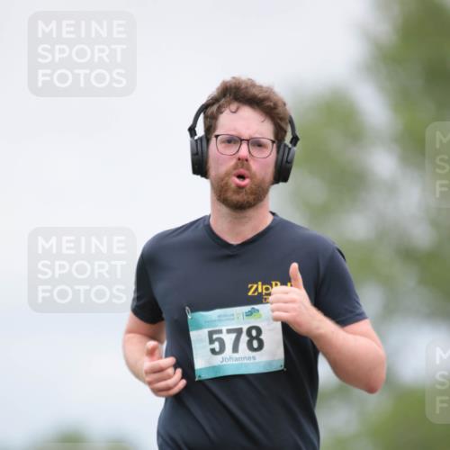 05.05.2024 - 7. Wedeler Halbmarathon H.Heesch http://msf.ph/oto/6222259 05.05.2024 11:07:04 Laufen 578 meine-sportfotos.de