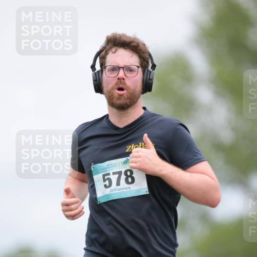 05.05.2024 - 7. Wedeler Halbmarathon H.Heesch http://msf.ph/oto/6222261 05.05.2024 11:07:04 Laufen 578 meine-sportfotos.de
