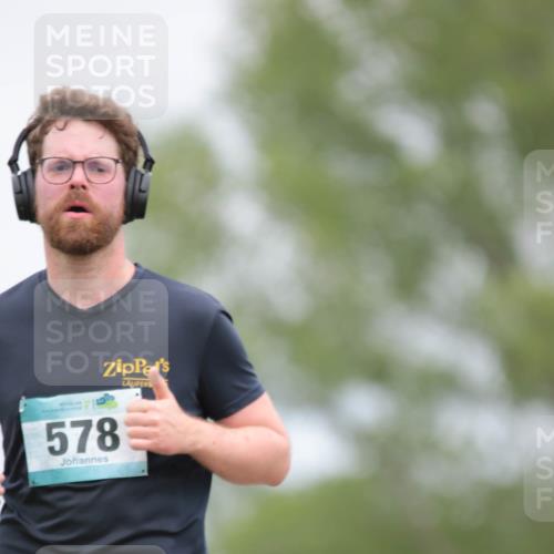 05.05.2024 - 7. Wedeler Halbmarathon H.Heesch http://msf.ph/oto/6222262 05.05.2024 11:07:05 Laufen 578 meine-sportfotos.de