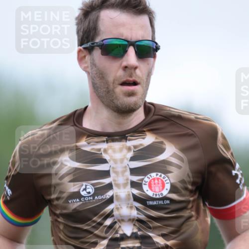 05.05.2024 - 7. Wedeler Halbmarathon H.Heesch http://msf.ph/oto/6222269 05.05.2024 11:07:06 Laufen 44, 1910 meine-sportfotos.de