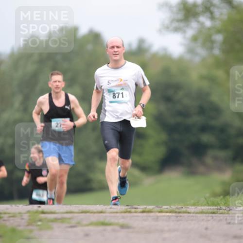 05.05.2024 - 7. Wedeler Halbmarathon H.Heesch http://msf.ph/oto/6222273 05.05.2024 11:07:11 Laufen 27, 871 meine-sportfotos.de