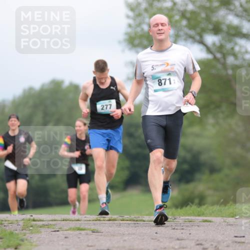 05.05.2024 - 7. Wedeler Halbmarathon H.Heesch http://msf.ph/oto/6222287 05.05.2024 11:07:14 Laufen 277, 5, 871 meine-sportfotos.de