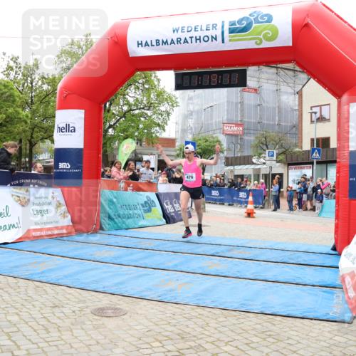 05.05.2024 - 7. Wedeler Halbmarathon Strokosch-Dieckow http://msf.ph/oto/6222370 05.05.2024 11:19:10 Ziel 476 meine-sportfotos.de