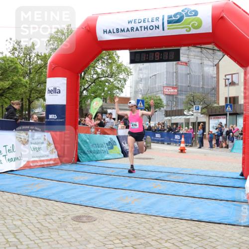 05.05.2024 - 7. Wedeler Halbmarathon Strokosch-Dieckow http://msf.ph/oto/6222377 05.05.2024 11:19:10 Ziel 476 meine-sportfotos.de
