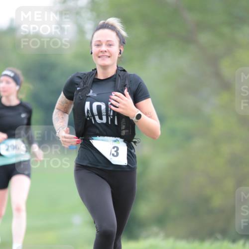 05.05.2024 - 7. Wedeler Halbmarathon H.Heesch http://msf.ph/oto/6222384 05.05.2024 11:17:36 Laufen 296, 3 meine-sportfotos.de