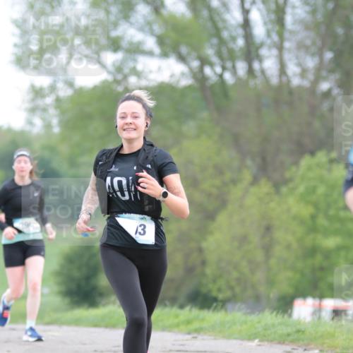 05.05.2024 - 7. Wedeler Halbmarathon H.Heesch http://msf.ph/oto/6222386 05.05.2024 11:17:37 Laufen 90, 40, 13 meine-sportfotos.de