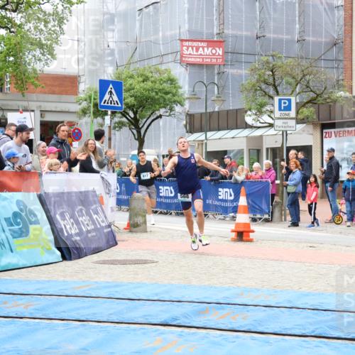 05.05.2024 - 7. Wedeler Halbmarathon Strokosch-Dieckow http://msf.ph/oto/6222405 05.05.2024 11:19:31 Ziel 568, 817 meine-sportfotos.de