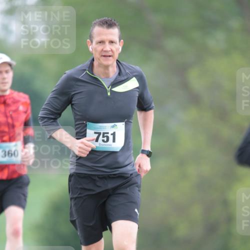 05.05.2024 - 7. Wedeler Halbmarathon H.Heesch http://msf.ph/oto/6222406 05.05.2024 11:17:40 Laufen 360, 751 meine-sportfotos.de