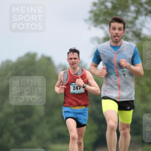 05.05.2024 - 7. Wedeler Halbmarathon H.Heesch http://msf.ph/oto/6222417 05.05.2024 11:07:30 Laufen 89, 247 meine-sportfotos.de