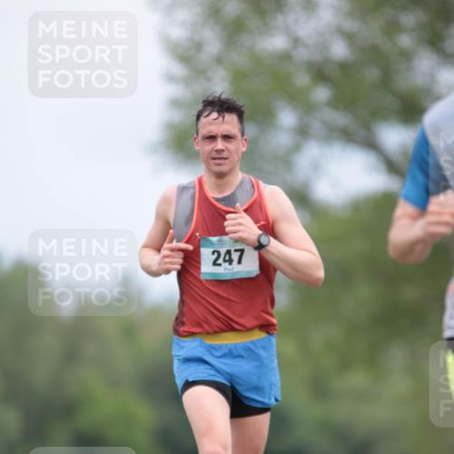 05.05.2024 - 7. Wedeler Halbmarathon H.Heesch http://msf.ph/oto/6222427 05.05.2024 11:07:32 Laufen 247 meine-sportfotos.de