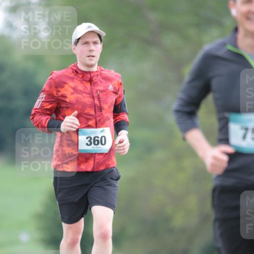 05.05.2024 - 7. Wedeler Halbmarathon H.Heesch http://msf.ph/oto/6222429 05.05.2024 11:17:42 Laufen 360, 75 meine-sportfotos.de