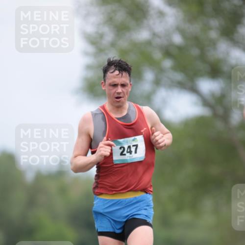 05.05.2024 - 7. Wedeler Halbmarathon H.Heesch http://msf.ph/oto/6222436 05.05.2024 11:07:33 Laufen 247 meine-sportfotos.de