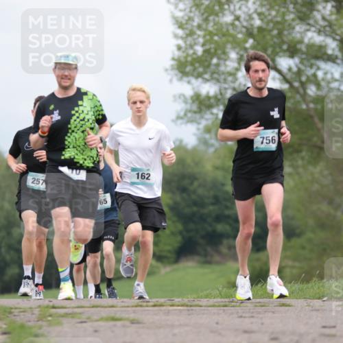 05.05.2024 - 7. Wedeler Halbmarathon H.Heesch http://msf.ph/oto/6222445 05.05.2024 11:08:07 Laufen 257, 65, 162, 0226, 756 meine-sportfotos.de