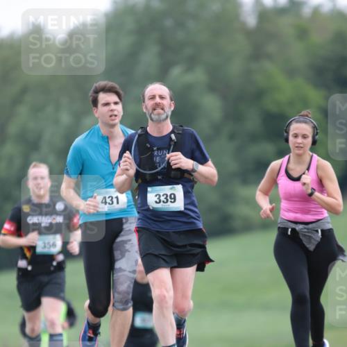 05.05.2024 - 7. Wedeler Halbmarathon H.Heesch http://msf.ph/oto/6222458 05.05.2024 11:17:47 Laufen 431, 356, 339 meine-sportfotos.de