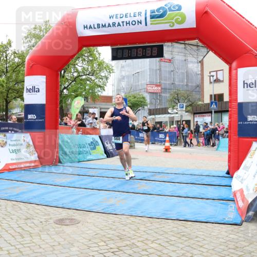 05.05.2024 - 7. Wedeler Halbmarathon Strokosch-Dieckow http://msf.ph/oto/6222461 05.05.2024 11:19:32 Ziel 568, 817 meine-sportfotos.de