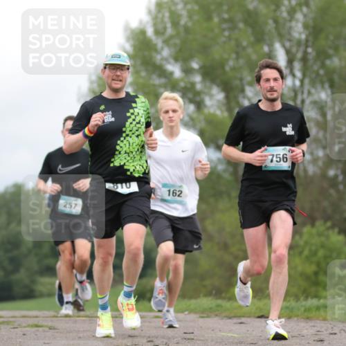 05.05.2024 - 7. Wedeler Halbmarathon H.Heesch http://msf.ph/oto/6222464 05.05.2024 11:08:09 Laufen 257, 810, 162, 756 meine-sportfotos.de